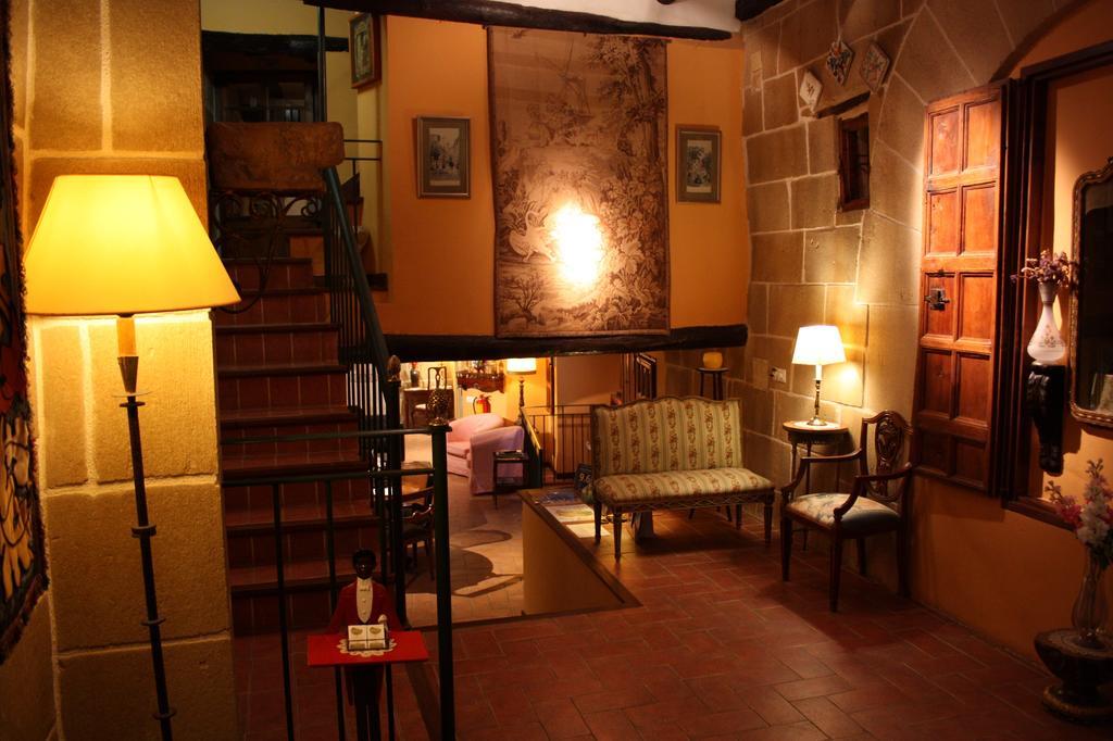 La Casa De Sebastian Guest House Valderrobres Exterior photo