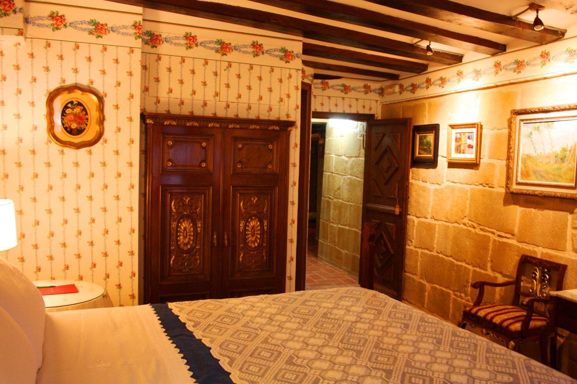 La Casa De Sebastian Guest House Valderrobres Room photo